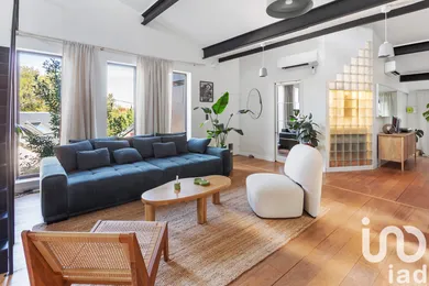 Architectural house in Indre (44610)