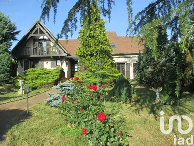 Demeure à Presles-en-Brie (77220)