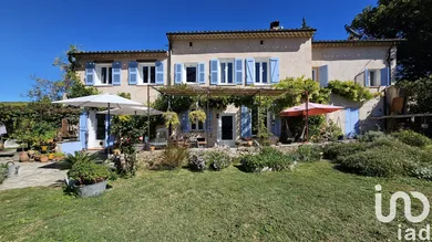 Maison à Villecroze (83690)