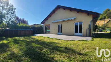 House in Oyeu (38690)