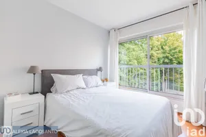 Apartment in Brunoy (91800)