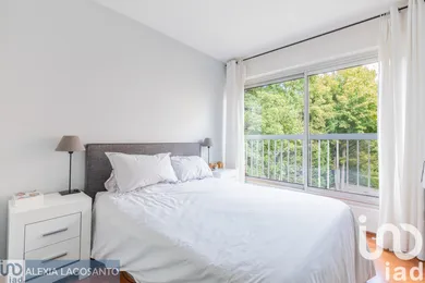 Apartment in Brunoy (91800)