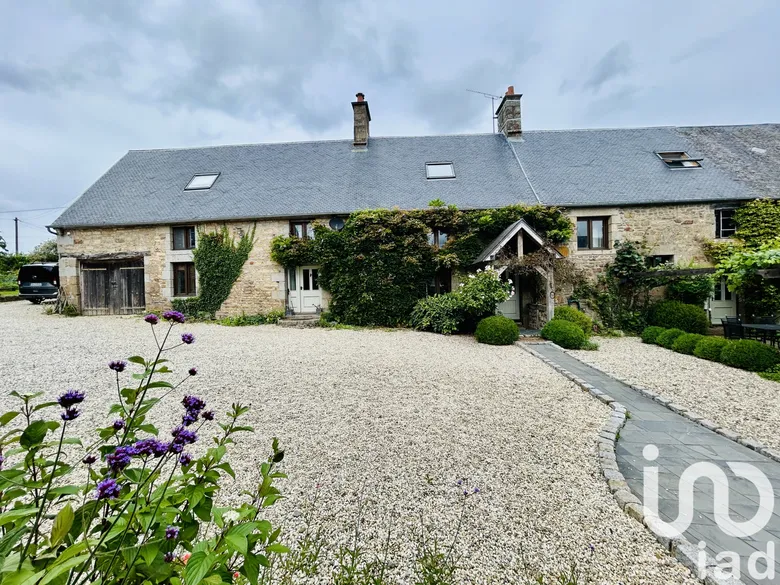 Maison 7 pièces 245 m² · au Ferré · 245 m² · 399 000 €