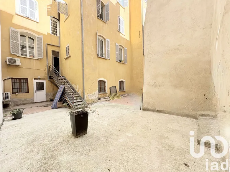 Appartement 3 pièces 67 m² · à Marseille · 67 m² · 189 000 €