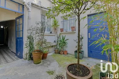 Apartment in Paris (75020)