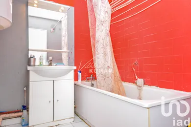 Apartment in Bobigny (93000)