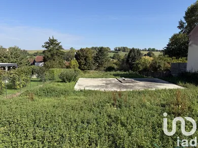Terrain à bâtir à Magny-en-Vexin (95420)