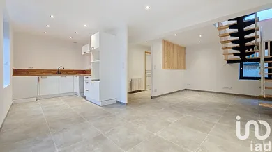 Appartement à Saint-Julien-Molin-Molette (42220)