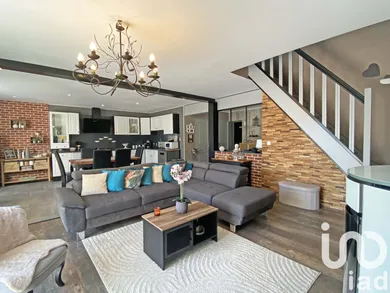 House at Mont-près-Chambord (41250)