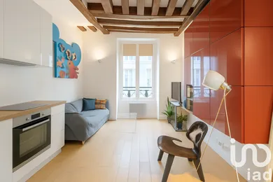 Apartment in Paris (75003)