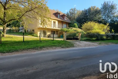 Traditional house at Saint-Crépin-et-Carlucet (24590)