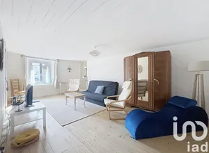 Village house at Onoz (39270)