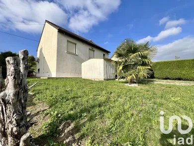 Maison traditionnelle à Loir en Vallée (72310)
