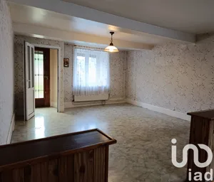 Village house at Neufmanil (08700)