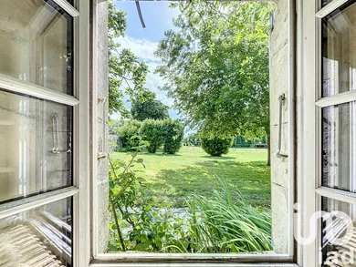 Domaine à Rochefort (17300)