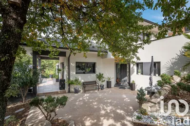 Pavillon à Seyssins (38180)