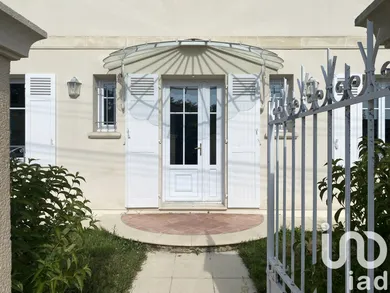 House in Arsac (33460)
