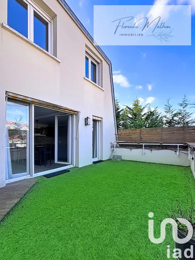 Duplex in La Queue-en-Brie (94510)