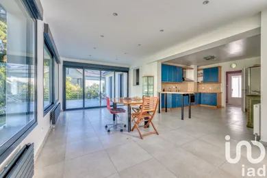 House in Le Plessis-Trévise (94420)