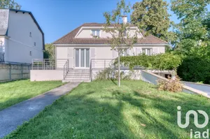 House in Le Plessis-Trévise (94420)