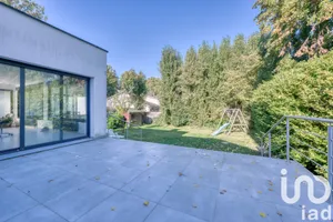 Maison à Le Plessis-Trévise (94420)