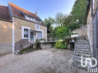Maison de village à Brosses (89660)