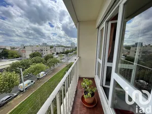 Apartment in Gennevilliers (92230)