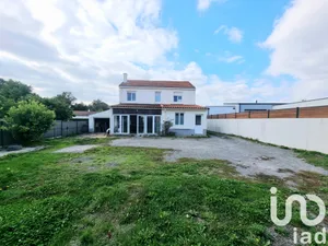 Traditional house at Dompierre-sur-Yon (85170)