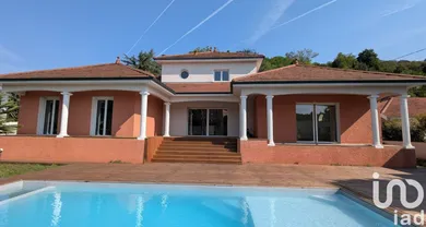 Maison à Saint-Clair-de-la-Tour (38110)