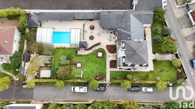 Mansion at Saint-Maur-des-Fossés (94100)