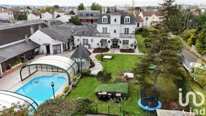 Mansion at Saint-Maur-des-Fossés (94100)