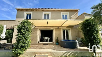 Traditional house in Sainte-Cécile-les-Vignes (84290)
