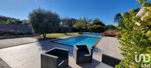 Traditional house in Salles (33770)