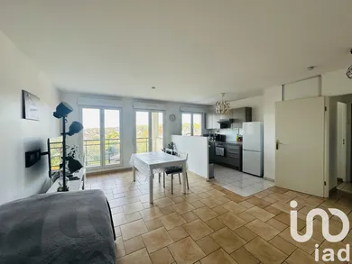 Apartment at Pontault-Combault (77340)