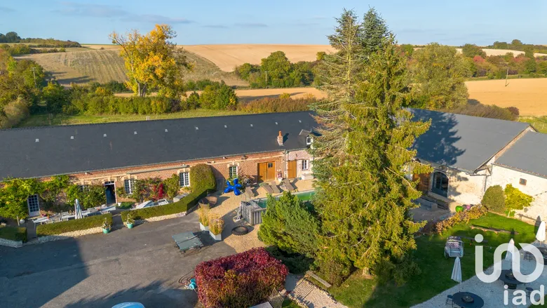 Maison 11 pièces 513 m² · à Sainte-Preuve · 513 m² · 990 000 €