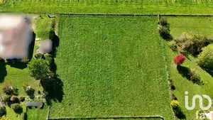 Terrain à bâtir à Bassac (16120)