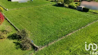 Building plot in Bassac (16120)