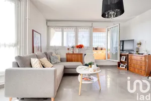 Apartment at Bagnolet (93170)