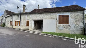 Village house at Vincelottes (89290)