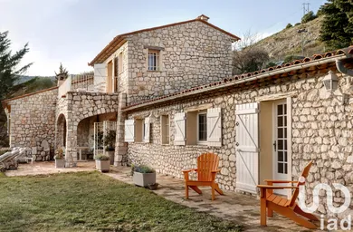 Maison traditionnelle à Gourdon (06620)