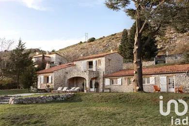 Maison traditionnelle à Gourdon (06620)