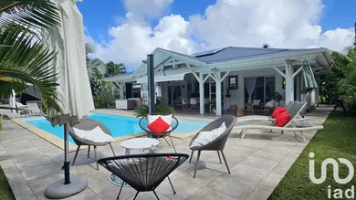 House at Saint-François (97118)