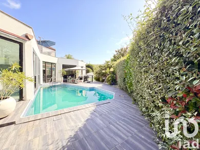 Architectural house at Dax (40100)