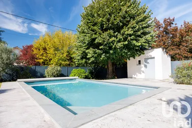 Maison à Saint-Bernard (01600)