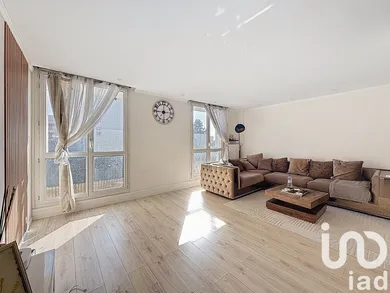 Apartment in Roissy-en-Brie (77680)