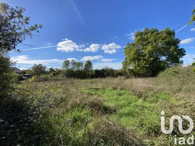 Terrain à bâtir à Saint-Laurent (23000)