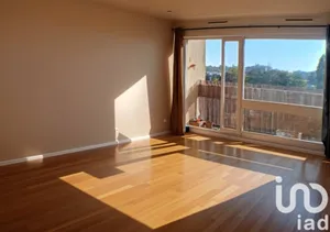 Apartment at Épinay-sous-Sénart (91860)