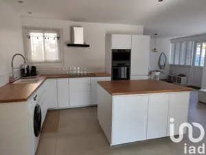 Maison à Saint-Laurent-Médoc (33112)