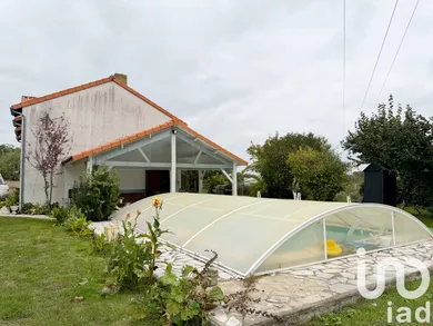 Maison à Bignoux (86800)