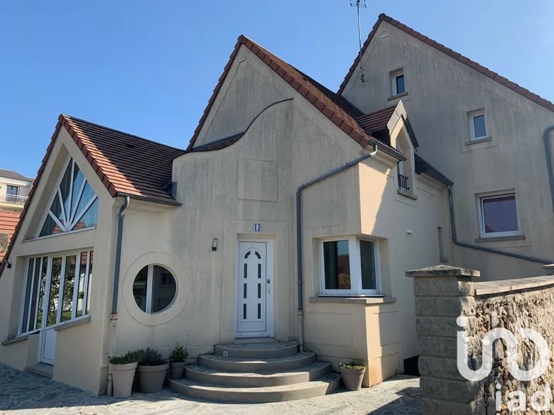 Maison 6 pièces 202 m² · à Château-Thierry · 202 m² · 349 000 €
